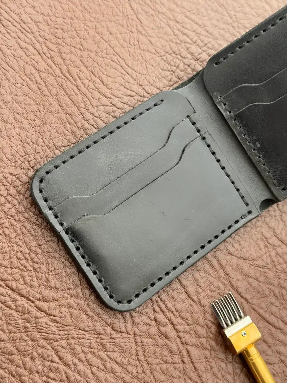 Bifold Wallet – Dark Gray Wax Pull-Up Leather